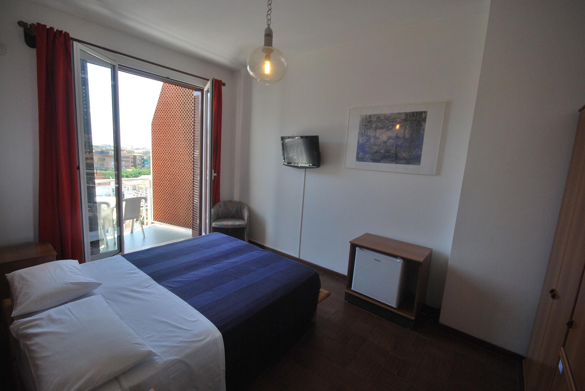 Hotel Paco Pietra Ligure Extérieur photo